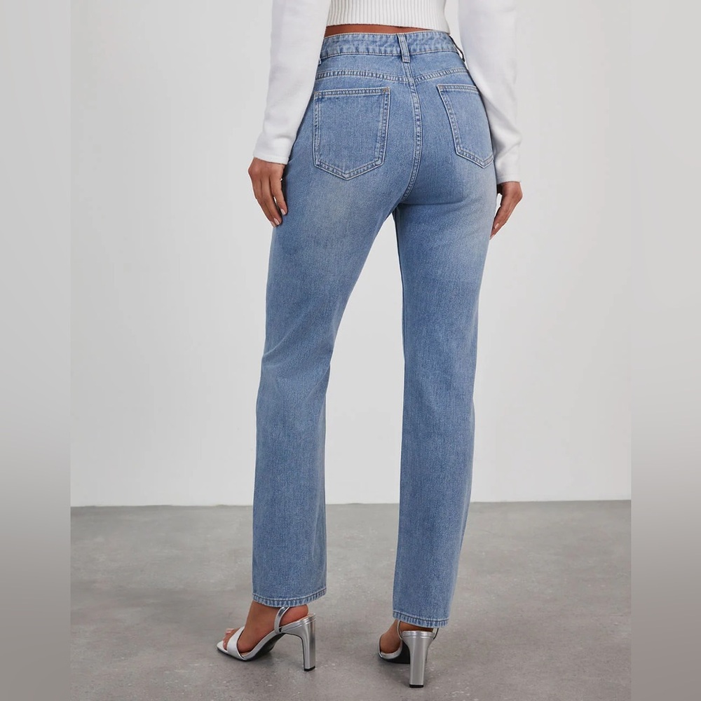 NWOT Vici Kayley Rhinestone Straight Leg Jeans - Picture 3 of 10